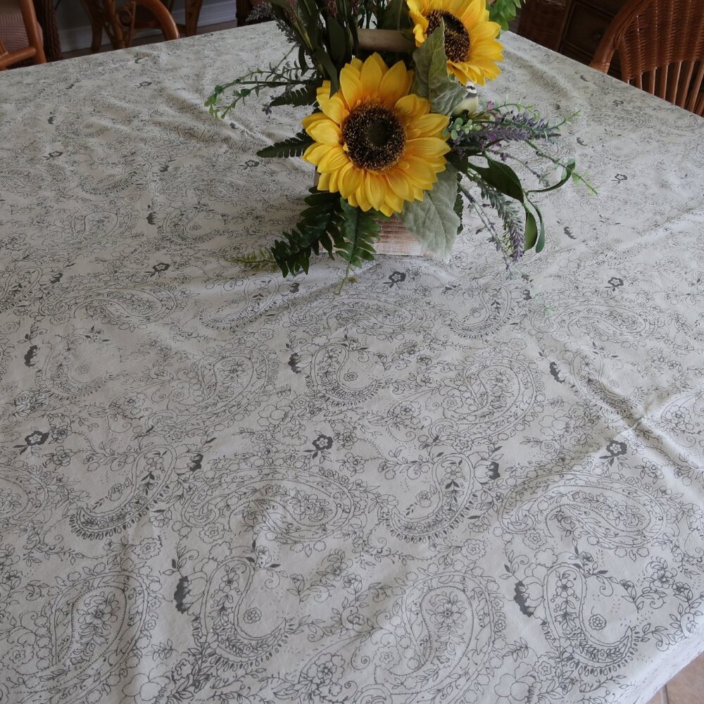 Star of Wonder Paisley Block Print Gray & White Tablecloth 62" x 102"